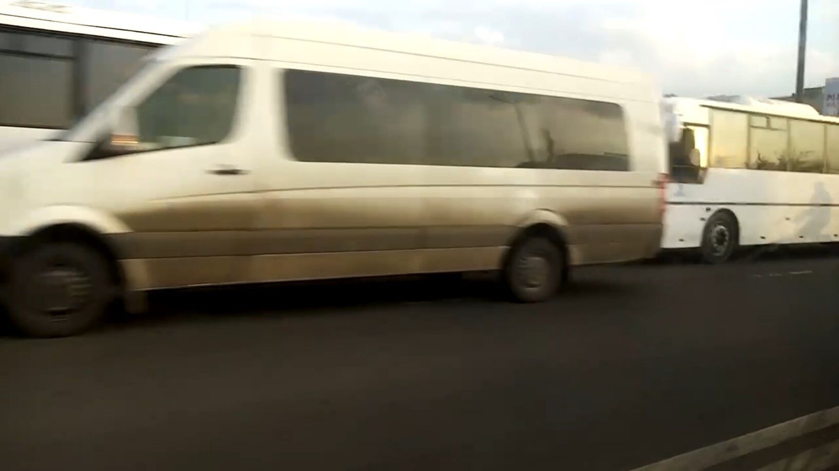 Помітили десятки автобусів: Росія перекинула на Запорізький напрямок підсилення з ПВК "Вагнер". Відео