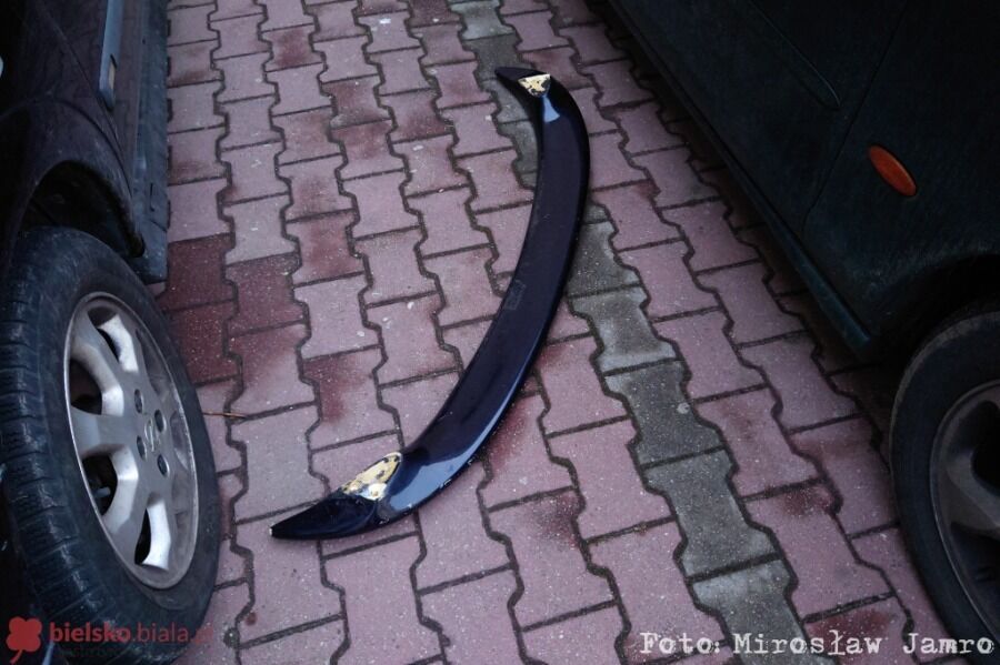 У Польщі затримали українця, який розтрощив кілька авто. Фото