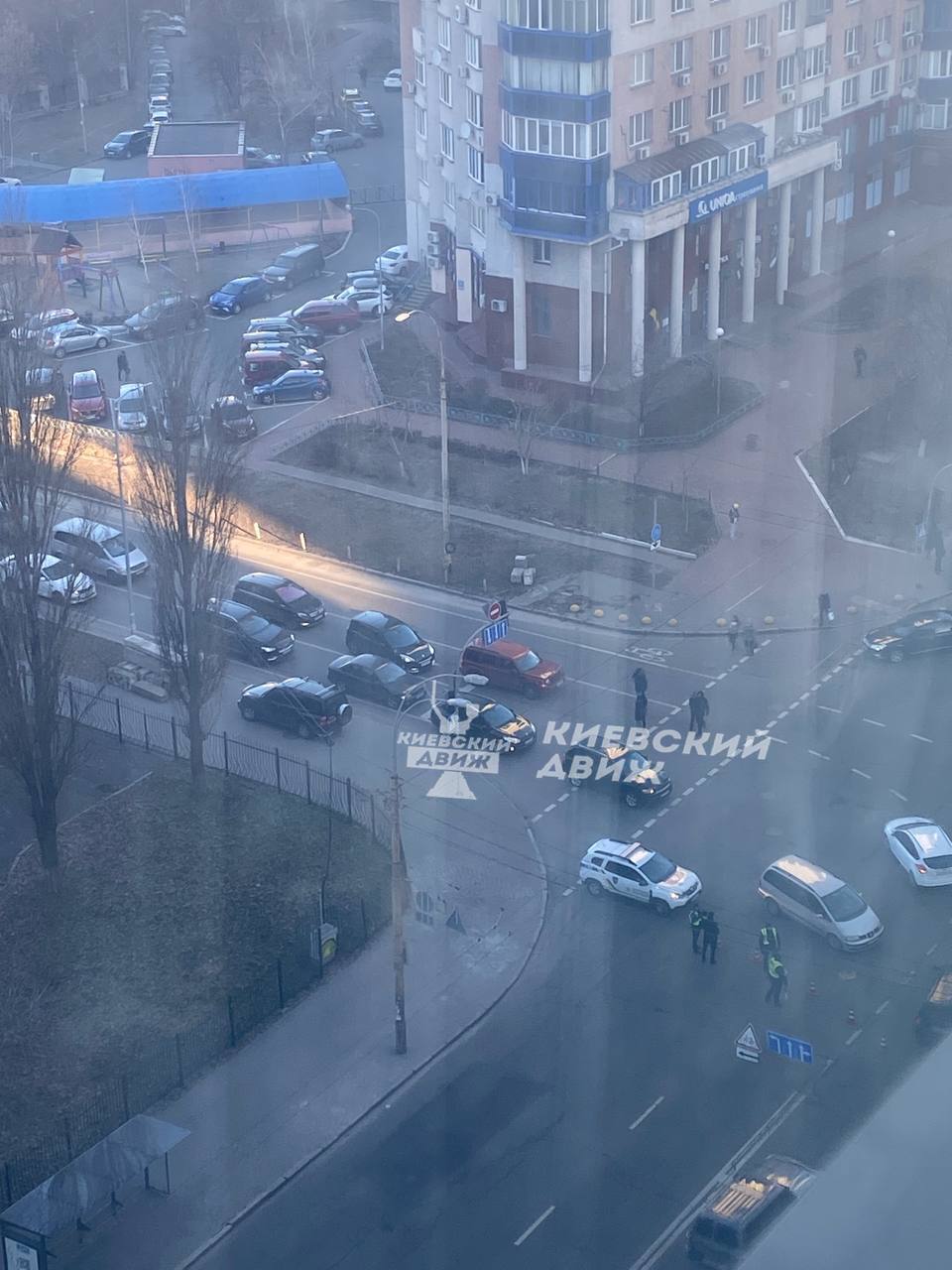 У Києві 20 лютого зафіксували великі затори: де не проїхати. Фото та відео
