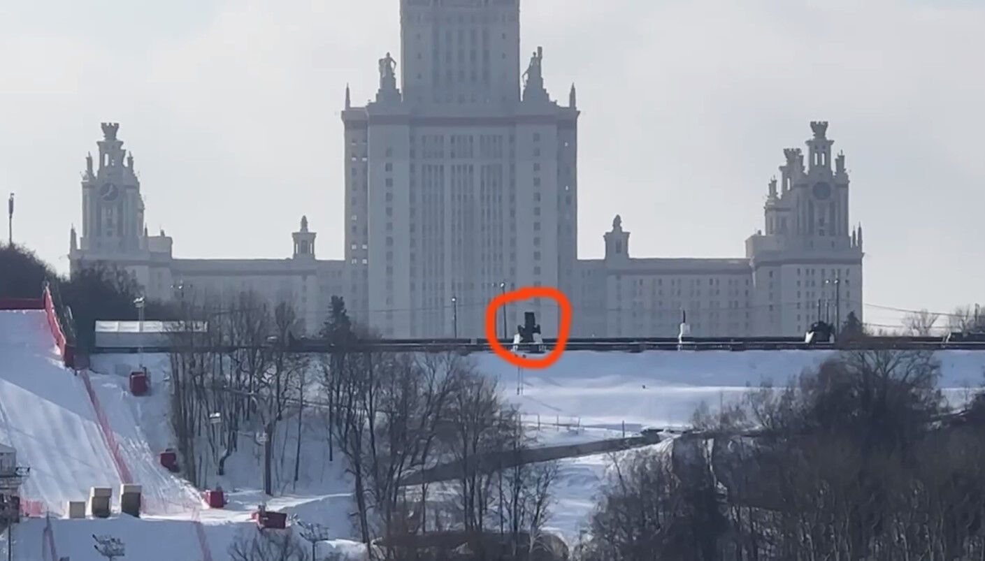 "Шабаш" у "Лужниках" до річниці війни проти України прикривав комплекс "Панцир-С1": у мережу потрапило відео 