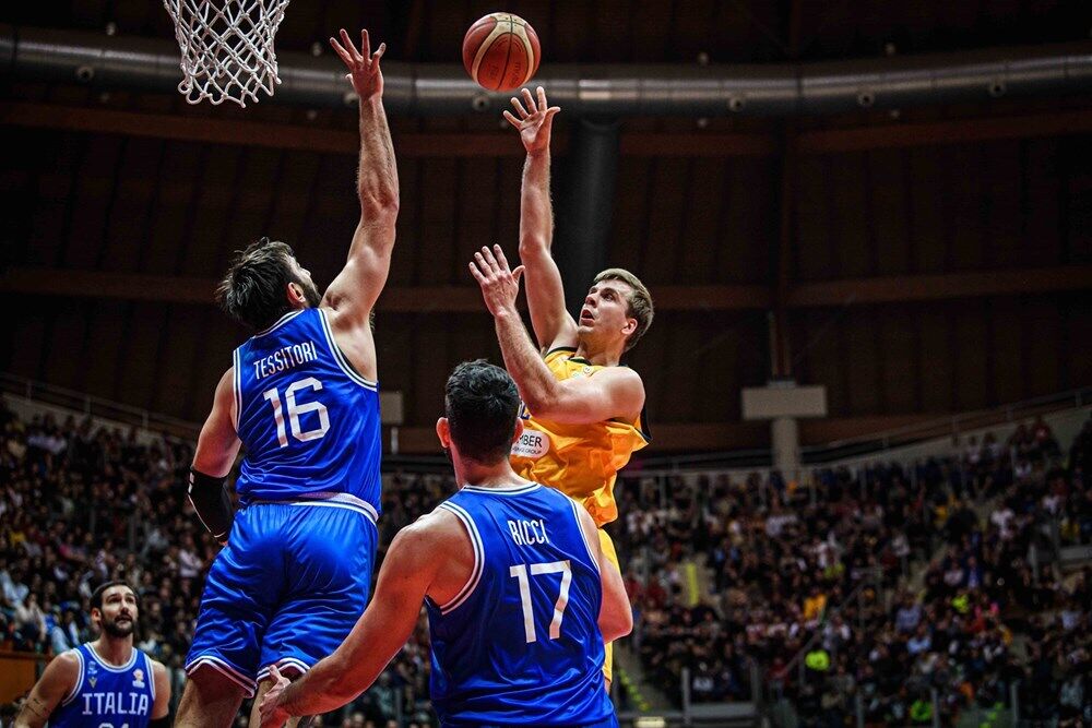 Збірна України з баскетболу програла Італії та не змогла вийти на ЧС-2023