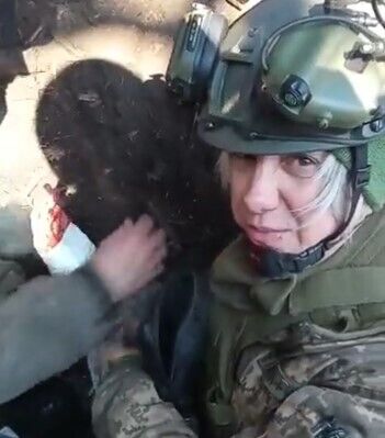 ''Горда, що я в ЗСУ'': американська журналістка Сара Ештон-Сірілло, яка захищає Україну, отримала поранення на фронті. Фото і відео 