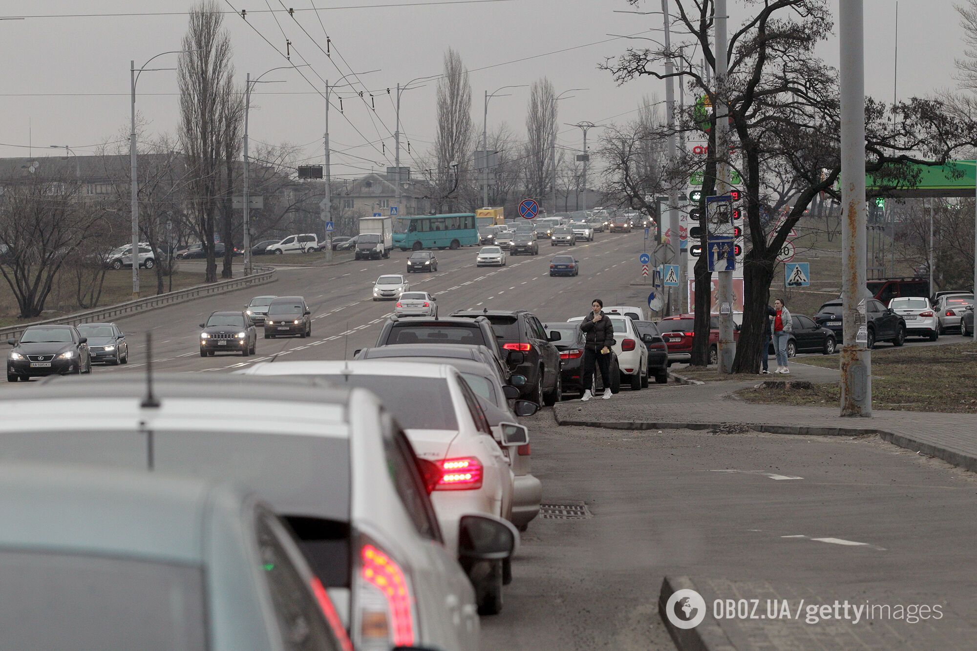 Первые взрывы, паника, пробки и очереди на АЗС: каким было 24 февраля для Украины год назад. Хроника событий и видео