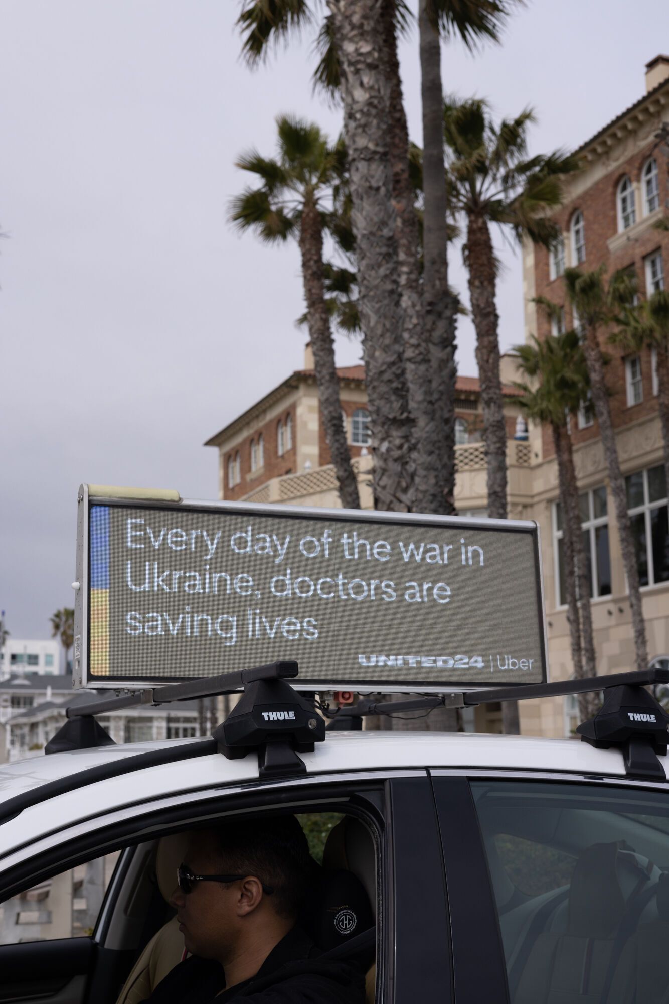 Uber запустил две кампании в поддержку Украины к годовщине полномасштабного вторжения