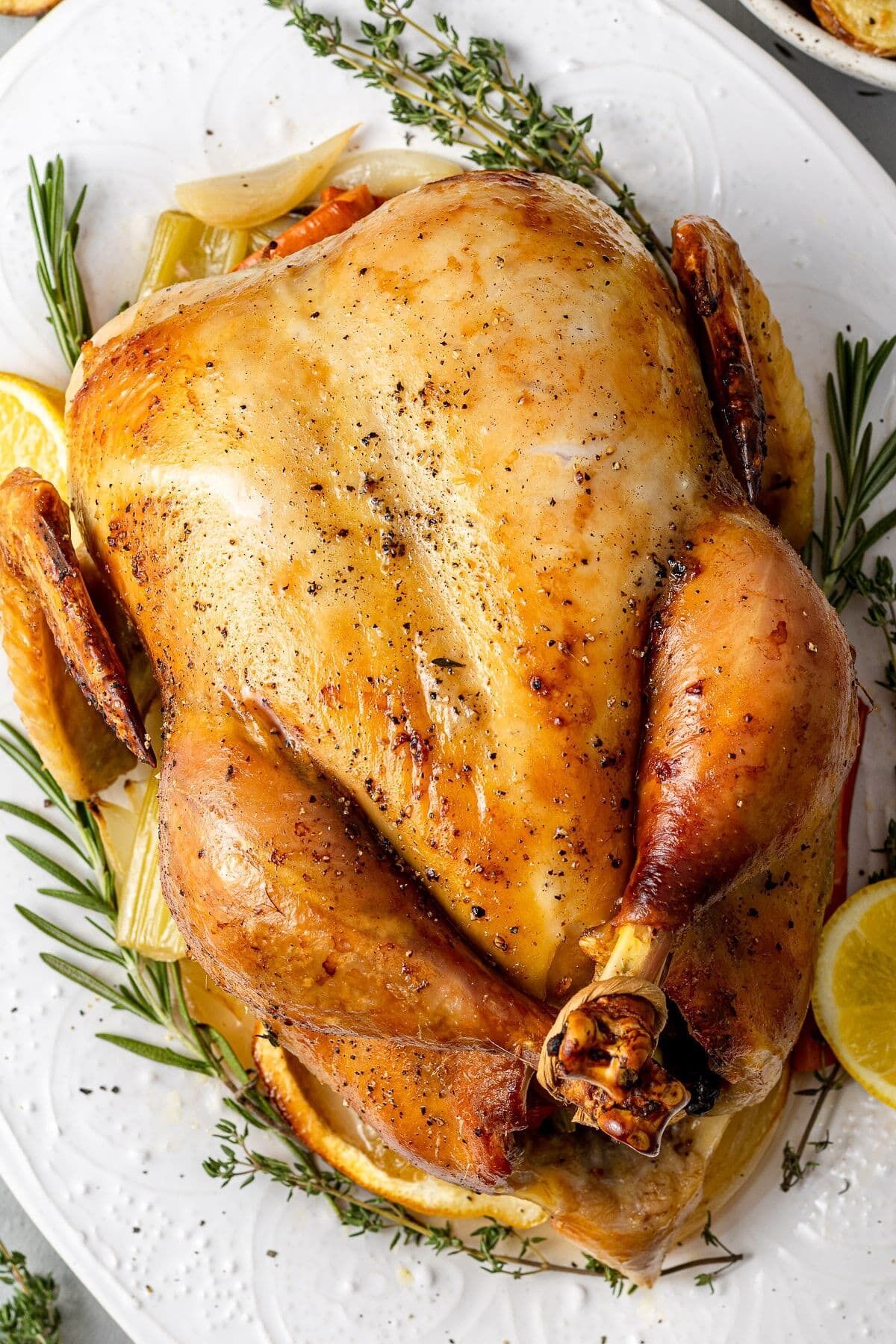 В чем нельзя мариновать курицу: мясо будет сухим