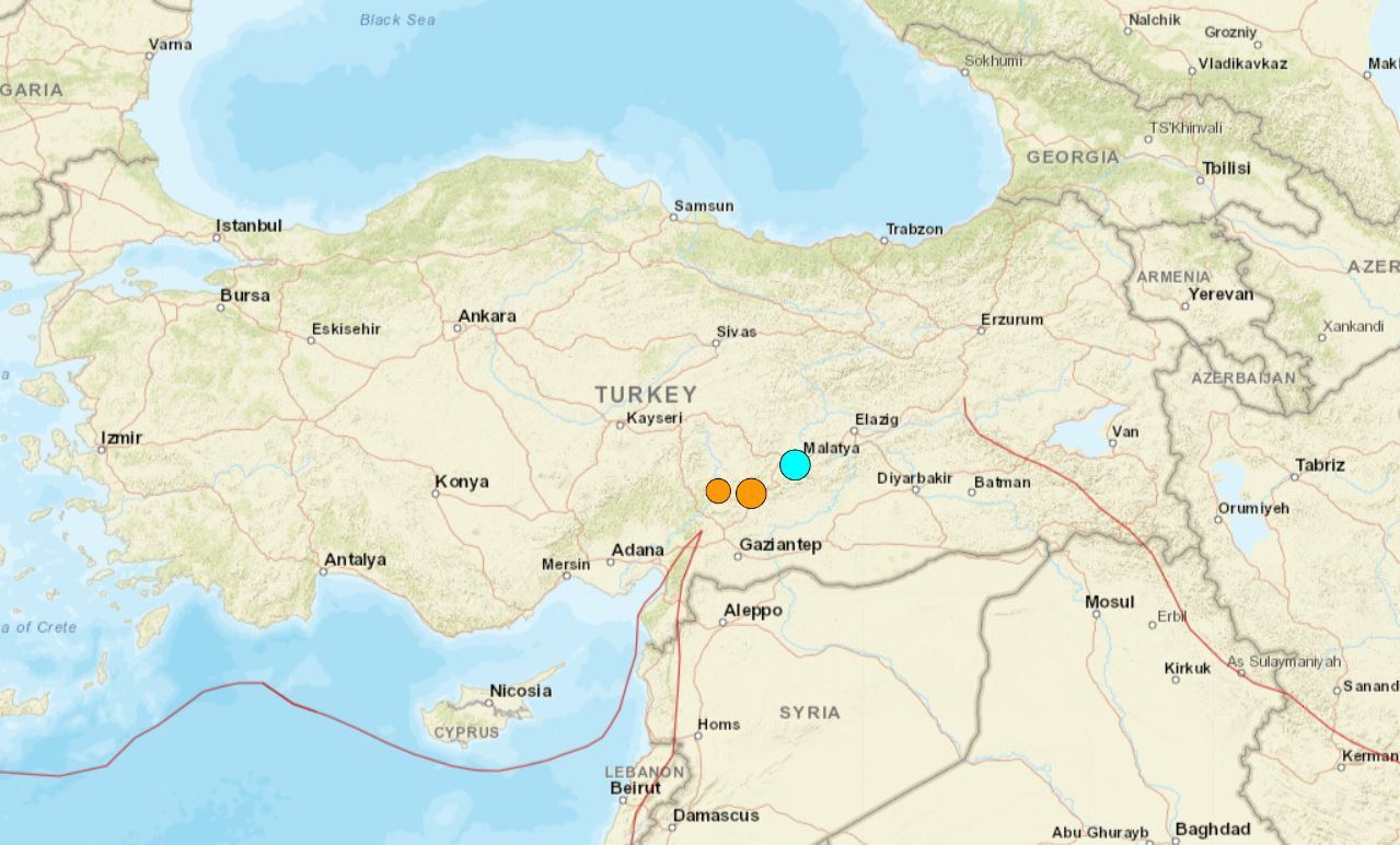 У Туреччині знову стався землетрус магнітудою 5,6: одна людина загинула, десятки постраждали. Відео