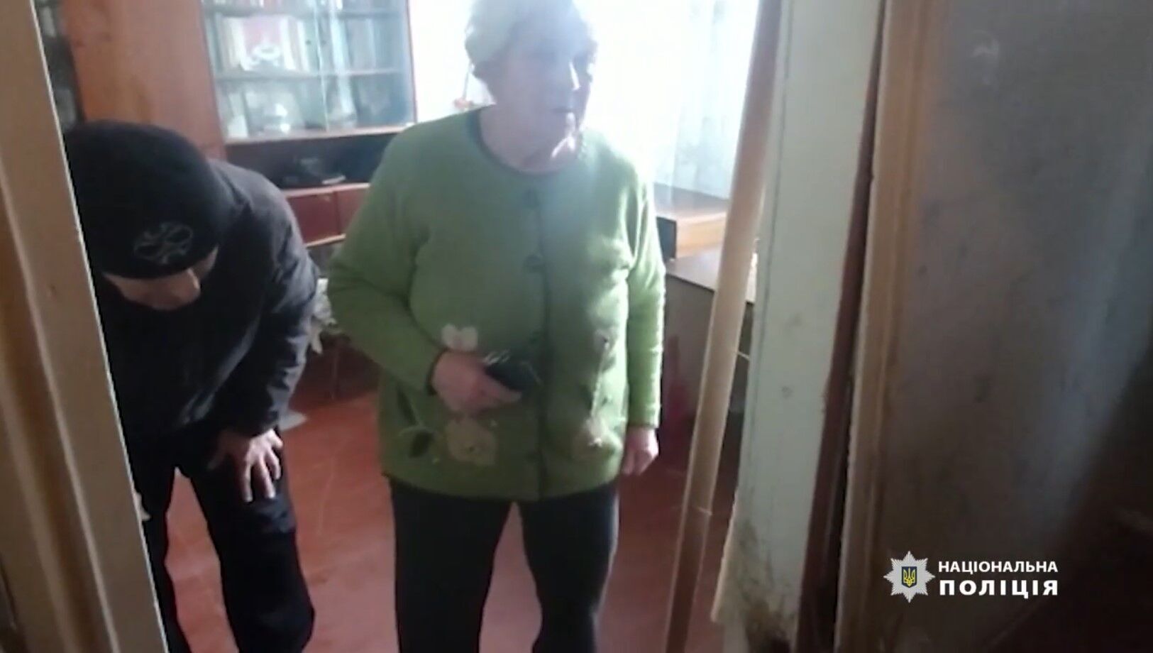 "Снаряд упал возле меня": жительница Красногоровки чудом выжила во время вражеского удара. Видео