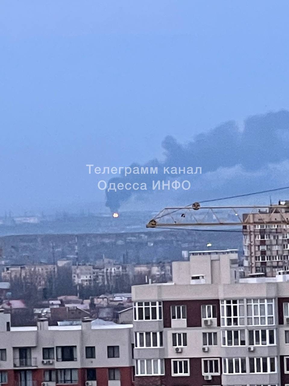 Под Одессой произошел мощный пожар на подстанции: город остался без света. Фото и видео