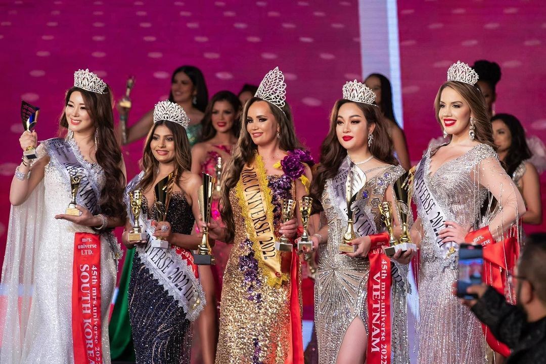 Россия победила на конкурсе ''Миссис Вселенная'': сеть шокировало решение жюри
