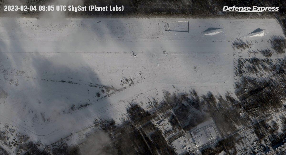 У мережу потрапили супутникові знімки аеродрому "Зябрівка" у Білорусі: чи є загроза для України 
