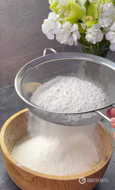 Универсальный кекс на сметане, йогурте или кефире: подойдет любая начинка