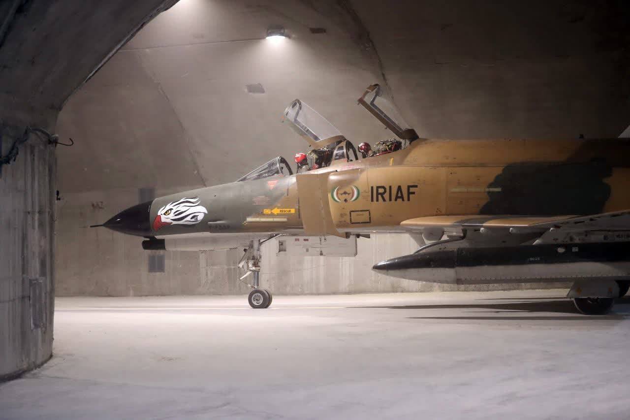 В Иране впервые показали подземную базу ВВС "Огаб-44" для самолетов и БПЛА. Фото и видео