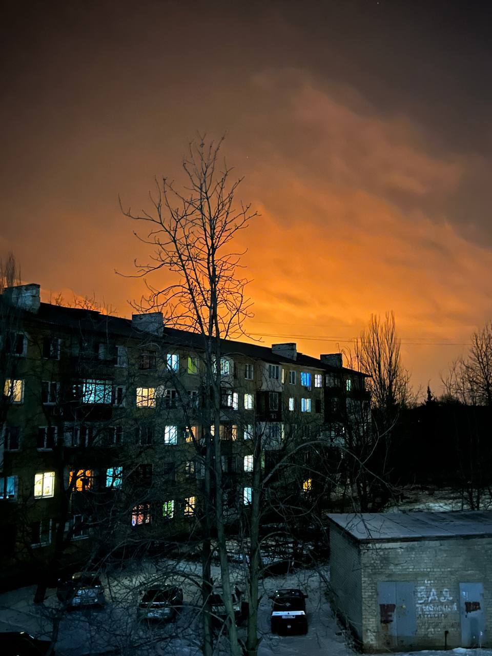 В оккупированной Макеевке ''бавовна'' на газопроводе: столб огня виден из Донецка. Фото и видео