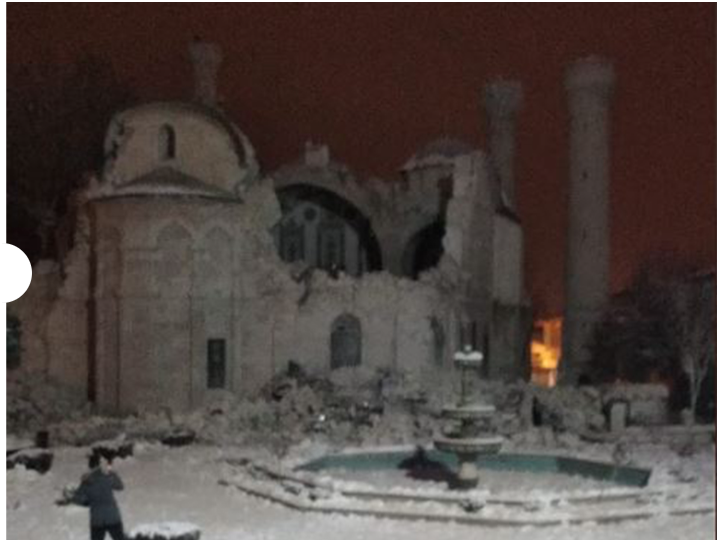 Тысячи погибших, разрушены целые улицы: последствия мощного землетрясения в Турции и Сирии показали на фото до и после