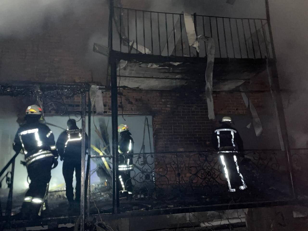 В Киевской области из-за неисправности электропроводки возник пожар в доме: есть погибший. Фото