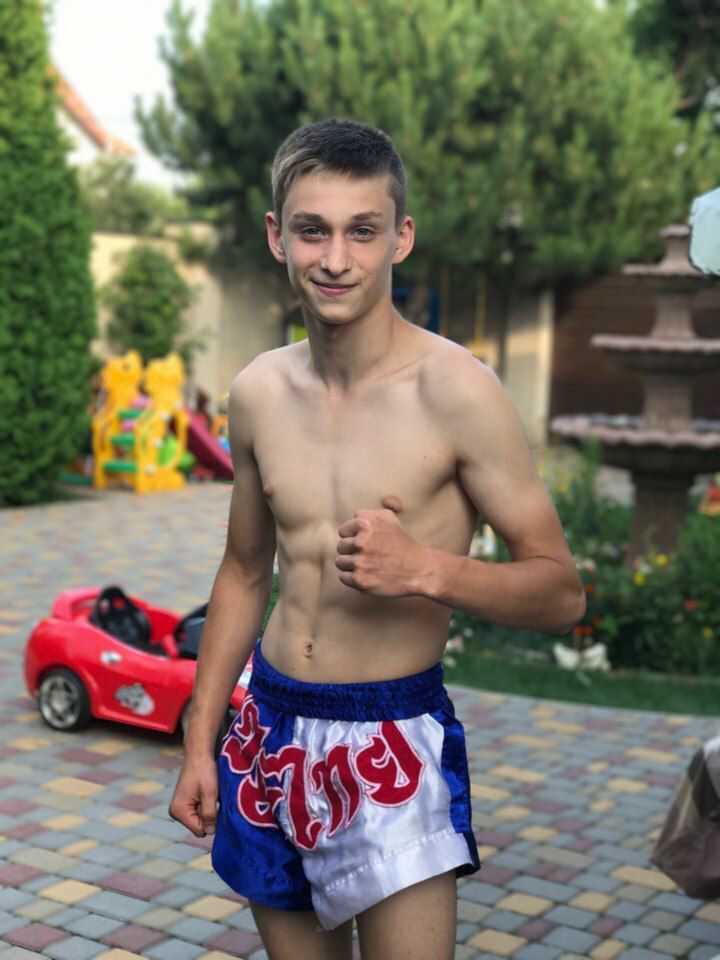Искал тела солдат между минами: 21-летний чемпион Украины подорвался, забирая погибшего бойца