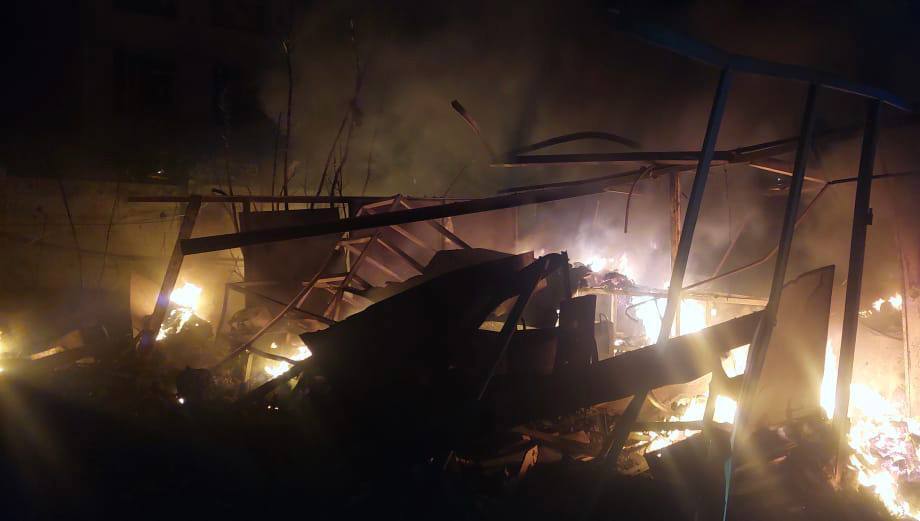 Оккупанты ударили ракетами по промышленному объекту в Харькове и обстреляли Волчанск: погибла женщина