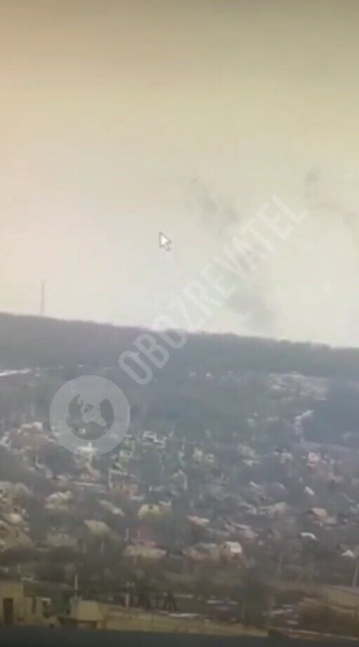 Нацгвардейцы "приземлили" ударный вертолет Ми-24 оккупантов под Бахмутом. Видео