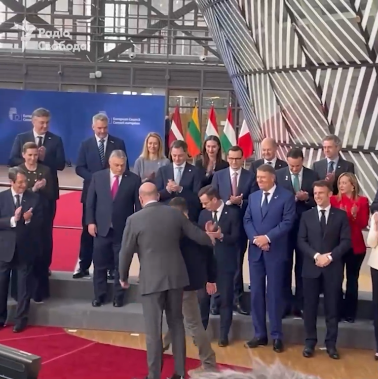 "Угорщина на боці миру": Орбан виклав фото з Зеленським із Брюсселя