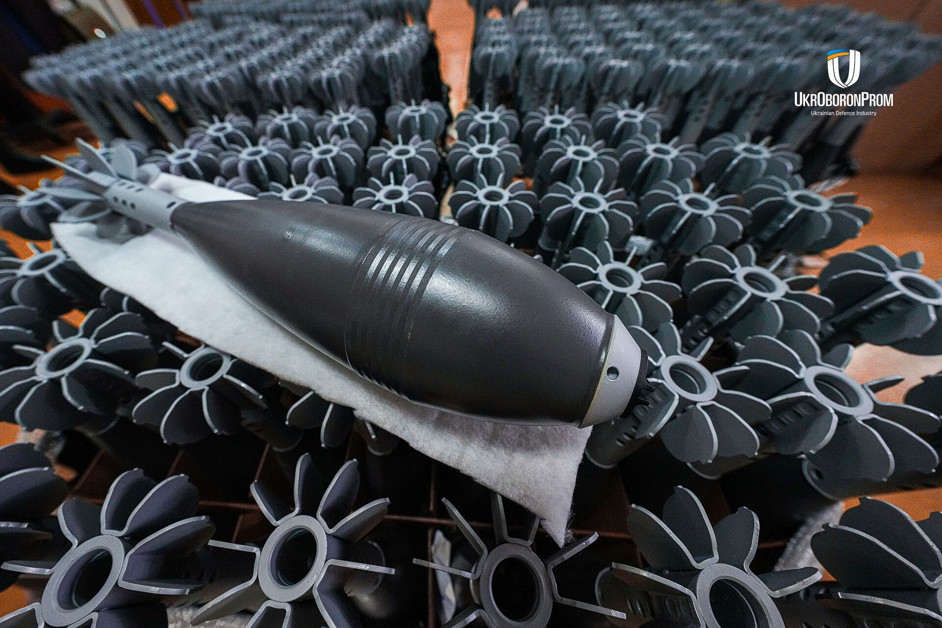 Грозное оружие для вражеской пехоты: в Укроборонпроме впервые показали 120-мм мину, созданную со страной-членом НАТО. Фото