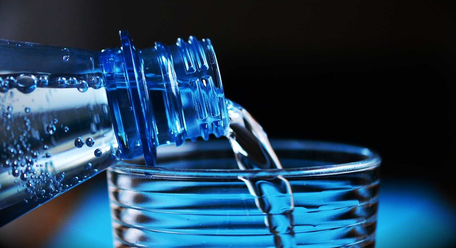 Почему важно пить много воды