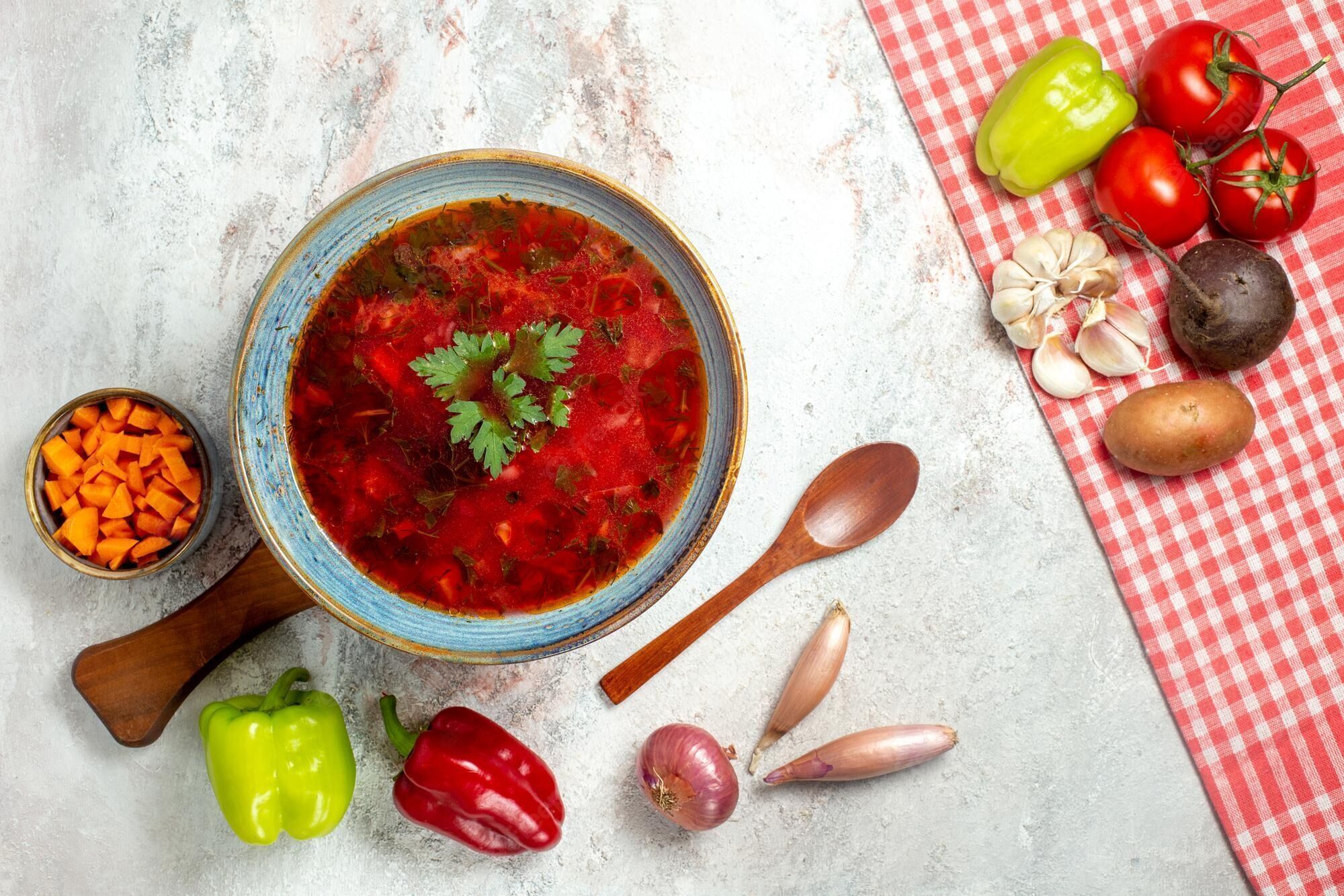 Борщ по-новому: что добавить в блюдо для необычного вкуса – рецепт |  FoodOboz