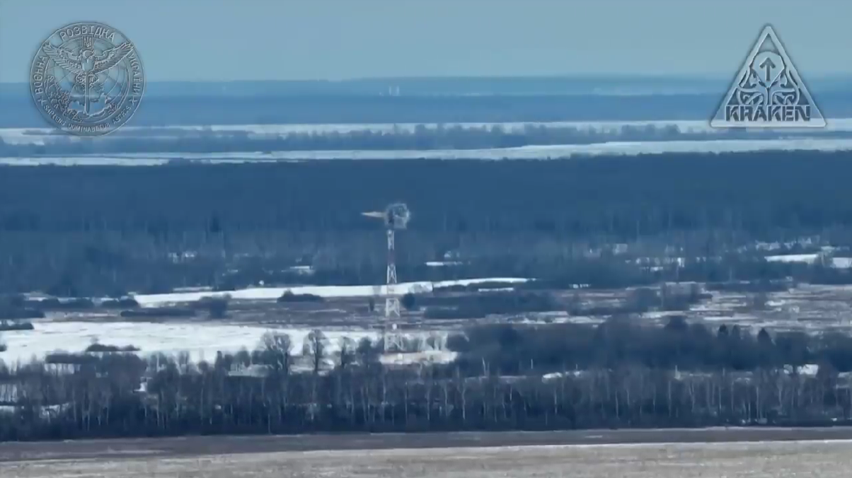 Устроили "бавовну": спецподразделение Kraken уничтожило две башни наблюдения на территории России. Видео