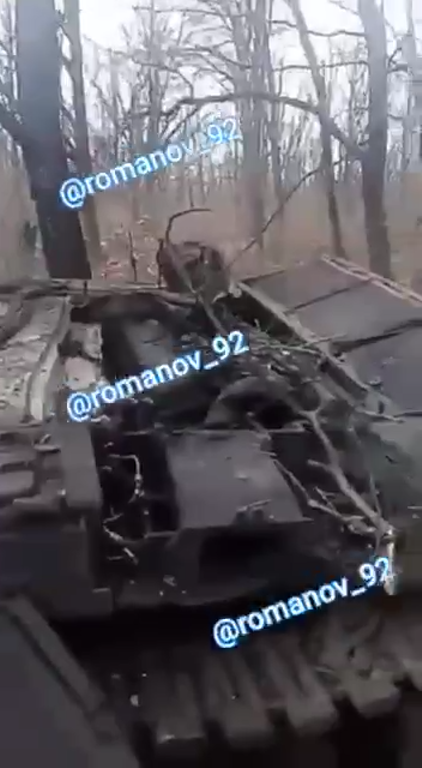 ''Почему у нас нет такого вооружения?'' Российский оккупант показал результат работы украинских дронов. Видео