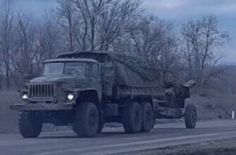 Грузовики, пушки, БТРы: оккупанты перебрасывают военную технику из Донецка в Мариуполь. Видео