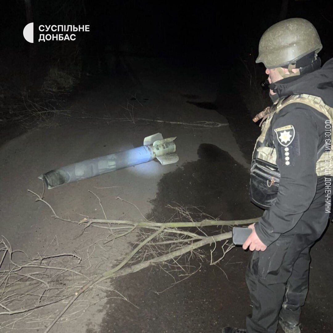Оккупанты нанесли ракетные удары по школе в Авдеевке: погибла местная жительница. Фото