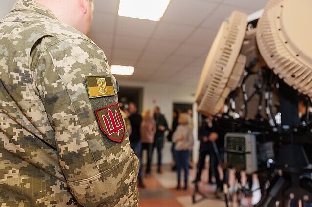 Литва передаст Украине радары, которые отслеживают пули снайперов: военные ВСУ уже начали обучение