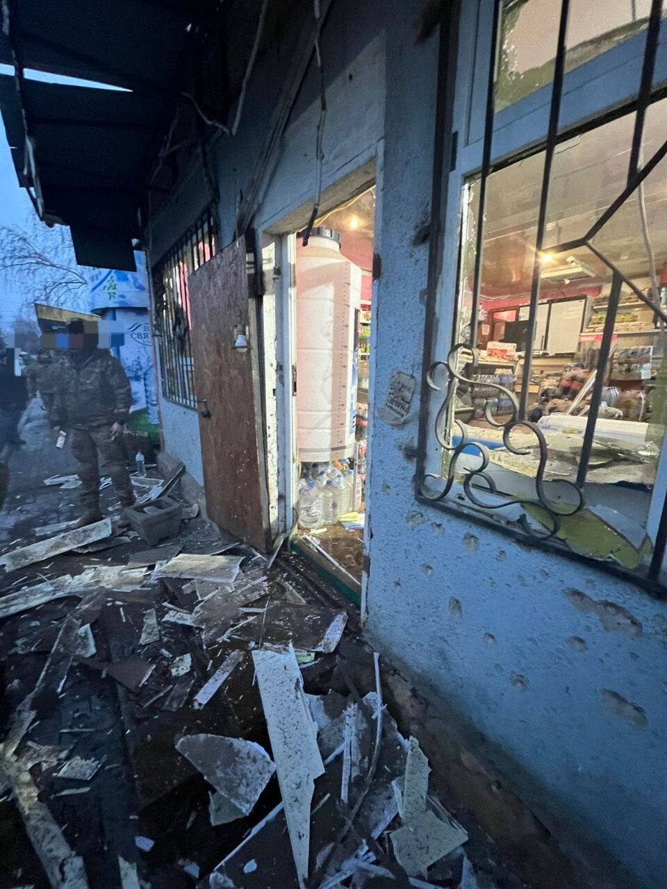 Войска РФ ударили по Константиновке из РСЗО ''Ураган'': шесть человек получили ранения. Фото