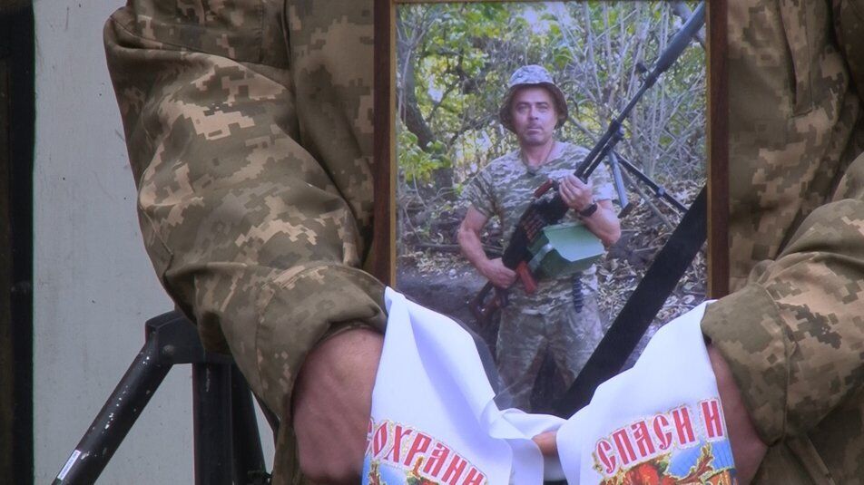 В Полтаве попрощались с тремя воинами, погибшими в боях на Донбассе. Фото