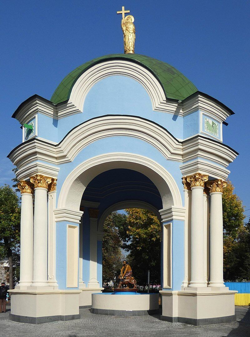 У мережі показали, як виглядав найстаріший фонтан Києва "Самсон" до та після знищення в 1934 році. Унікальні фото