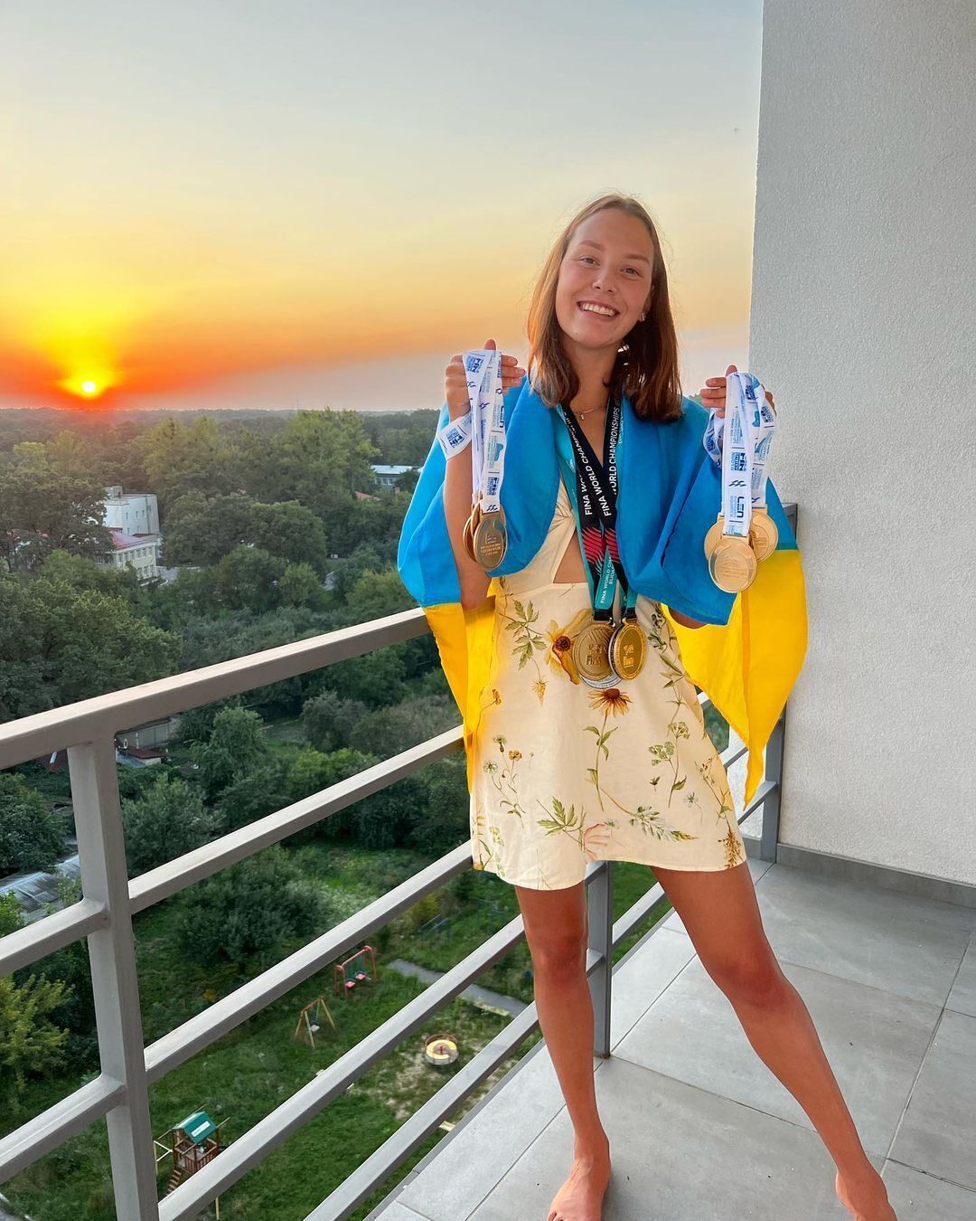 Украинская чемпионка, добывшая историческое "золото", восхитила сеть внешностью. Фотофакт