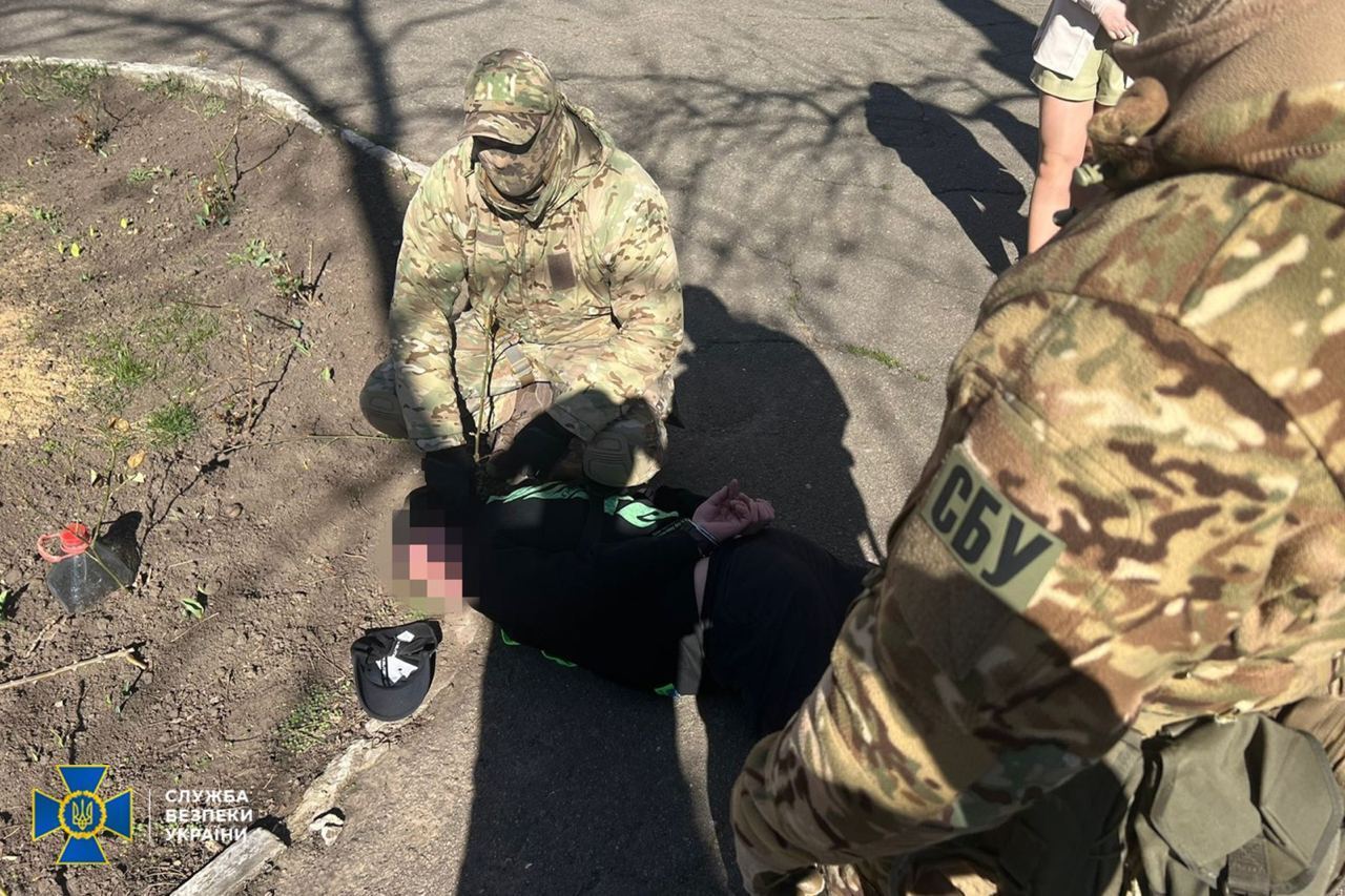 Затримано українця, який добровільно почав допомагати ворогові