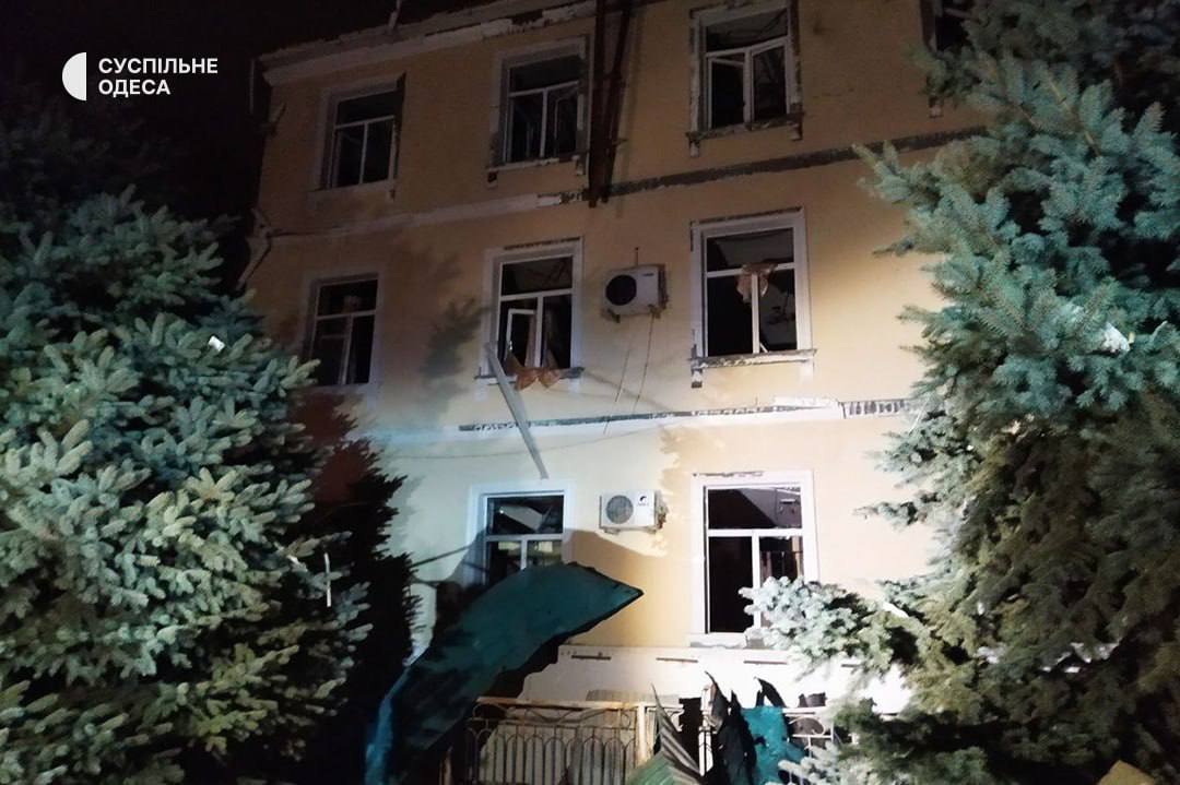 Российские ракеты ударили по зданию монастыря УПЦ МП в Одессе: есть раненые. Фото и видео