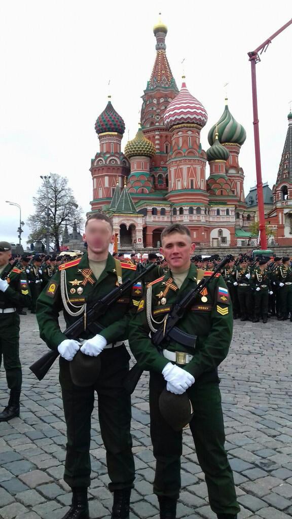 Военные ВСУ спасли женщину, выведя из-под вражеского огня с помощью дрона с запиской: оккупантов уже идентифицировали. Фото