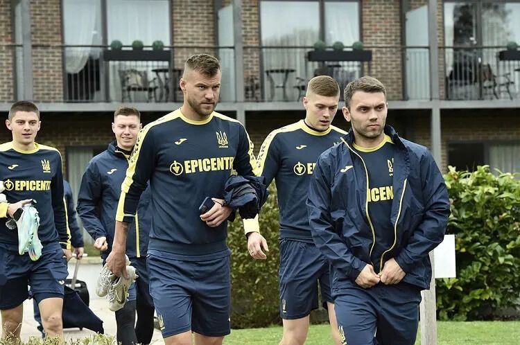 Легионер из АПЛ покинул сборной Украины и не сыграет с Англией