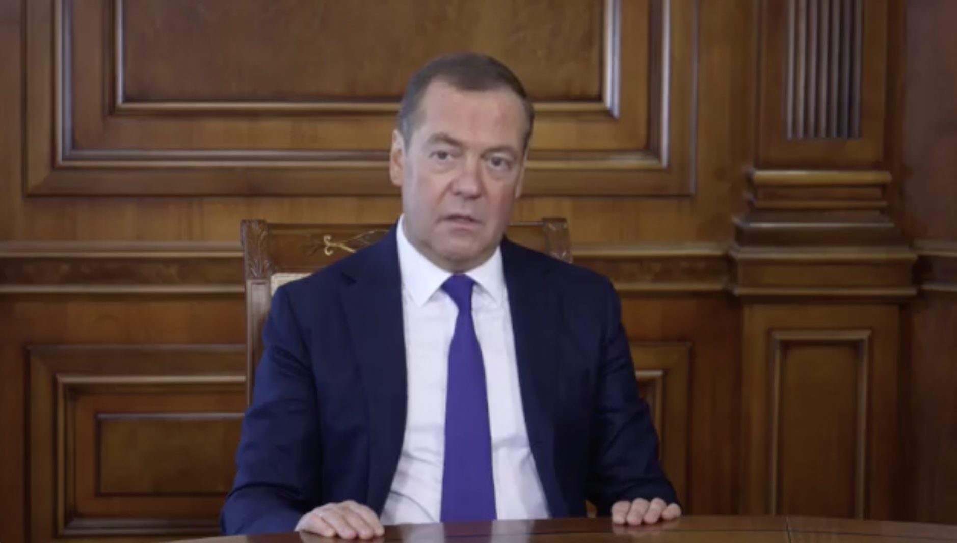 Медведев выдал новую порцию страшилок: ядерный апокалипсис приближается с каждым днем. Видео