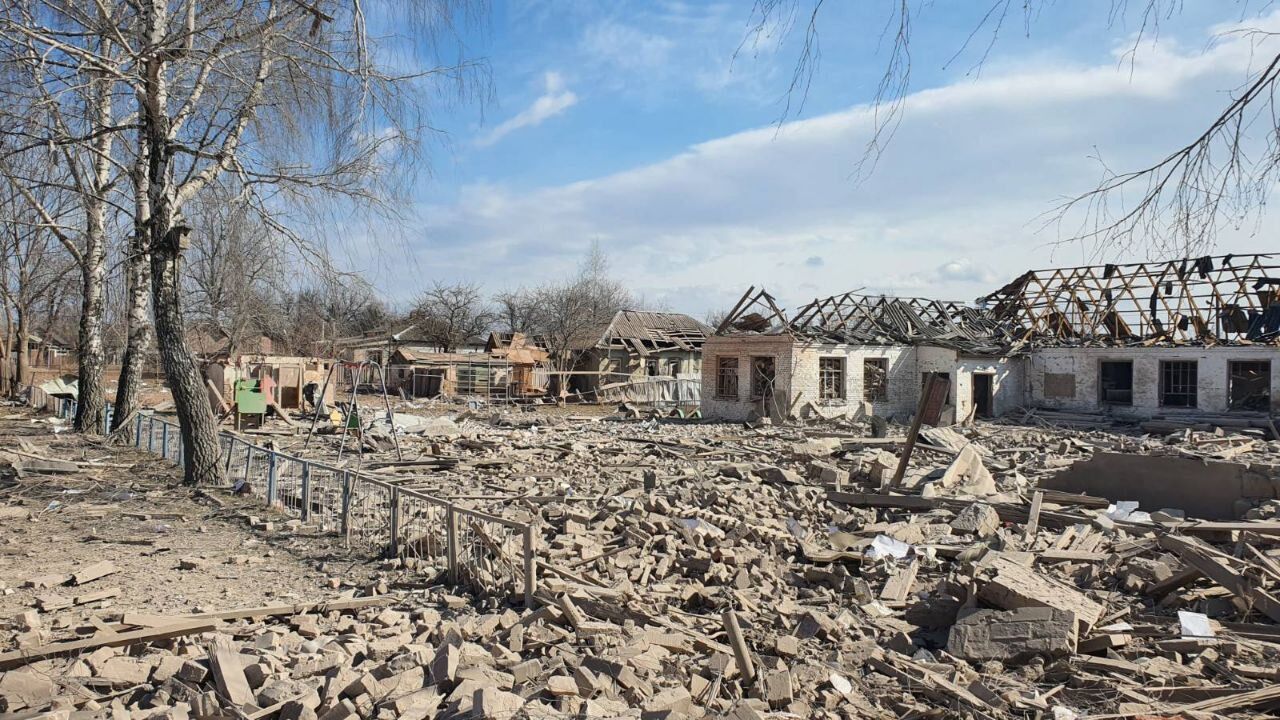 Последствия ударов ужасающие: появились фото Белополья после ночной атаки оккупантов. Фото