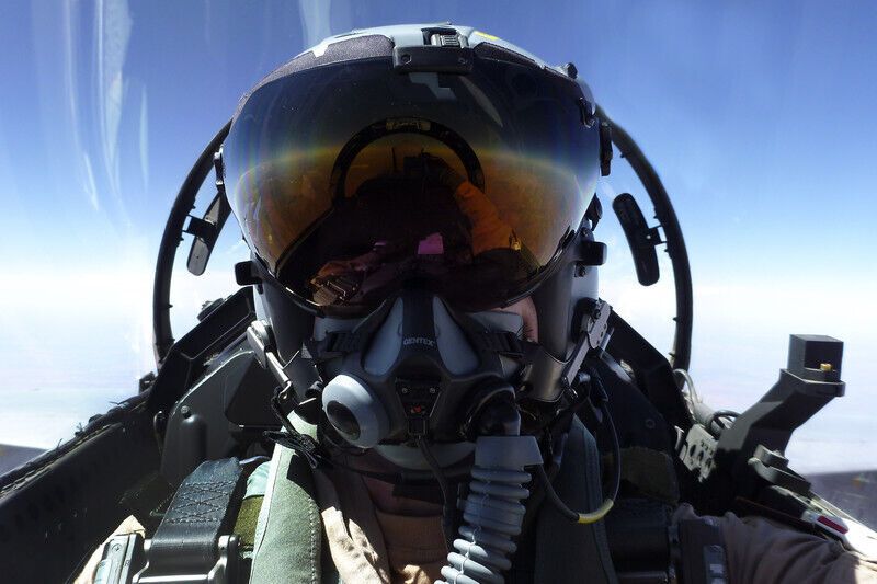 Шлем пилота F/A-18 Hornet