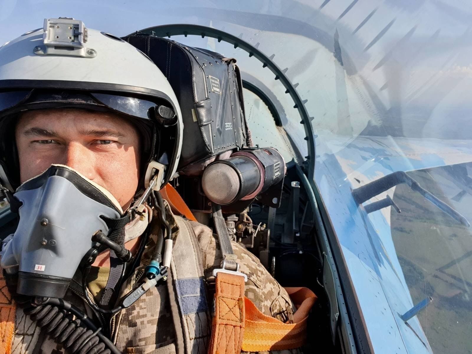 Під час бойового вильоту загинув пілот Денис Кирилюк: лише 19 днів тому в нього народився син. Фото