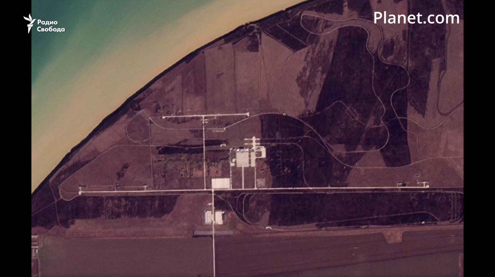 Після "бавовни" з аеродрому в Єйську зникли шість винищувачів Су-34. Супутникові фото 