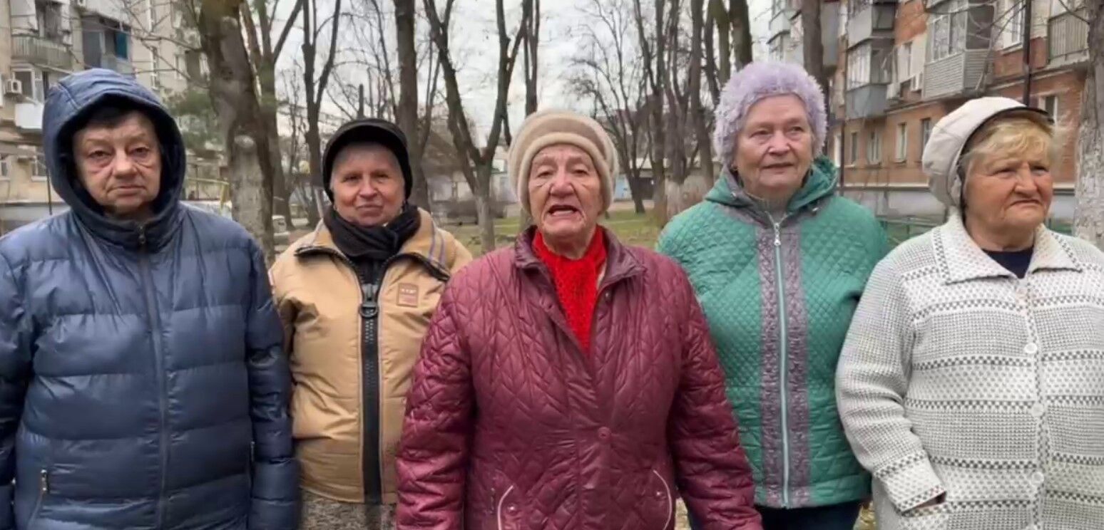 Бабці з ''загонів Путіна'' закликали Держдуму визнати терористами СБУ, ГУР і ЗСУ. Відео 