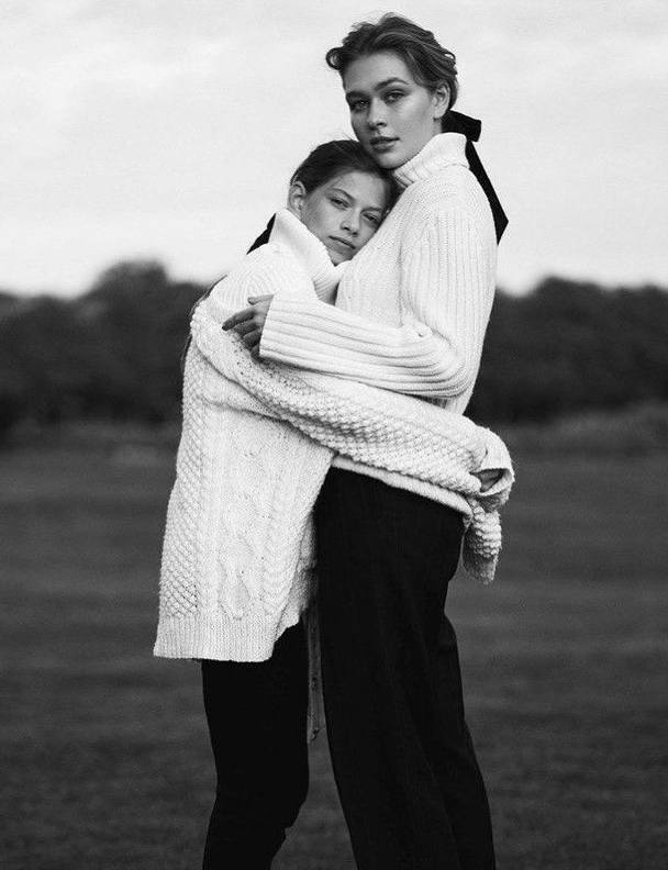 Брежнєва, яка зреклася РФ, приїхала до доньки в США: який вигляд вона має і що відомо про молодшу спадкоємицю співачки