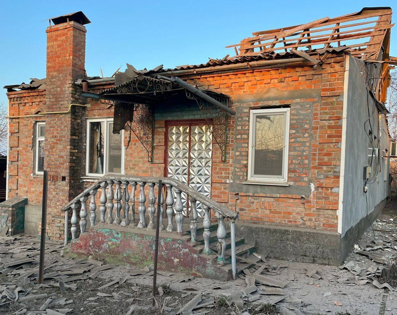 ''Россия приближает свой конец!'' Армия Путина снова обстреляла Никопольщину: есть разрушения и погибшие