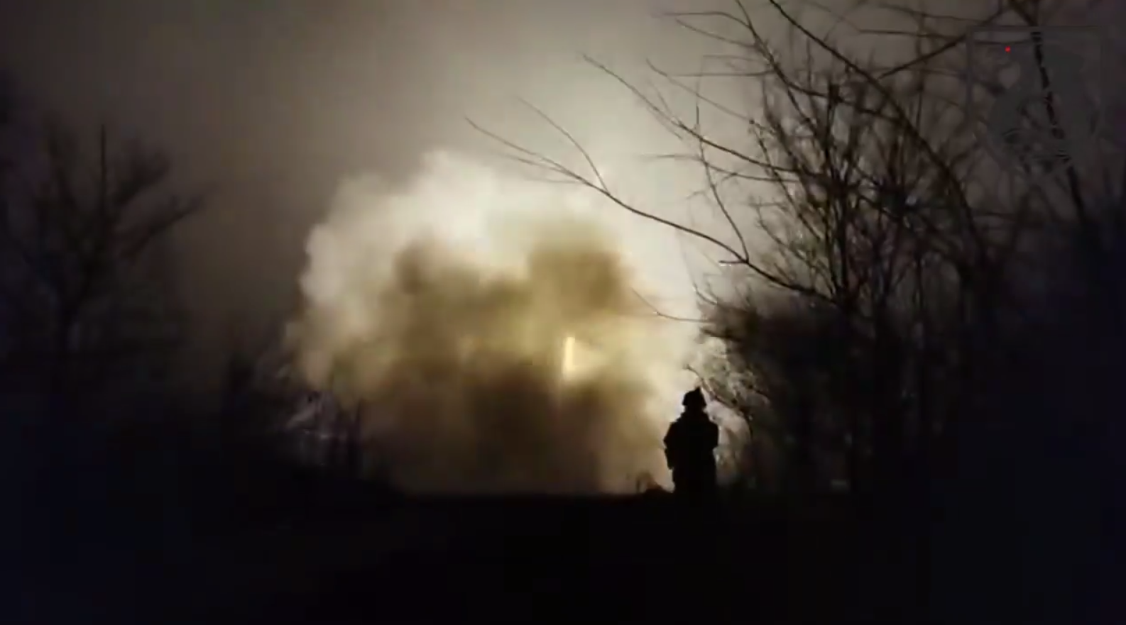 Українські артилеристи показали вогонь святої помсти по російських окупантах. Відео