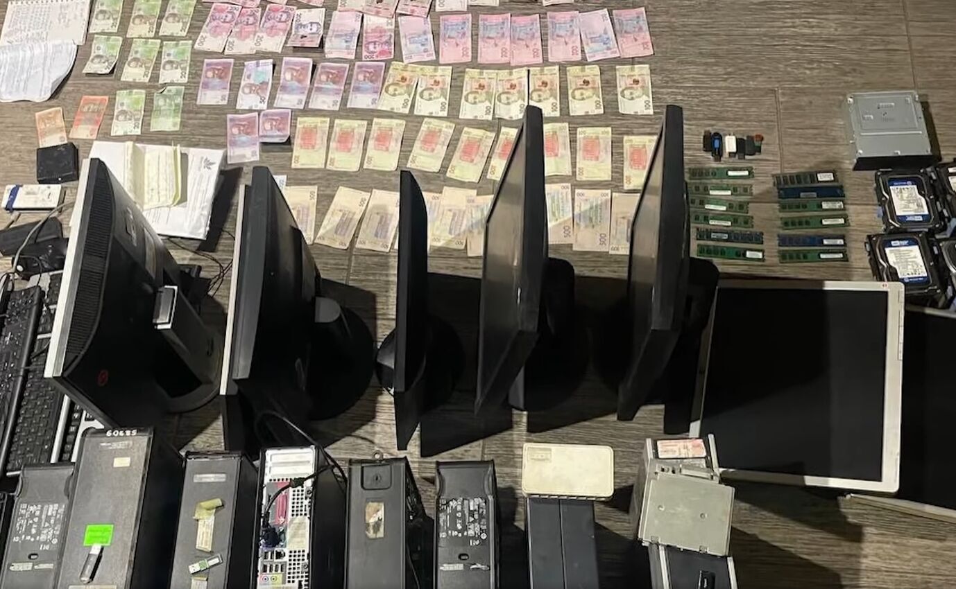 В Киевской области правоохранители обнаружили более 20 подпольных казино. Видео