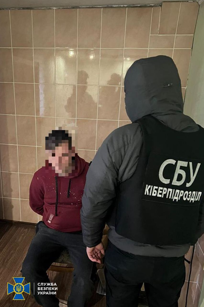 СБУ задержала в Одессе экс-боевика "Спарты", воевавшего против ВСУ в районе ДАП. Фото